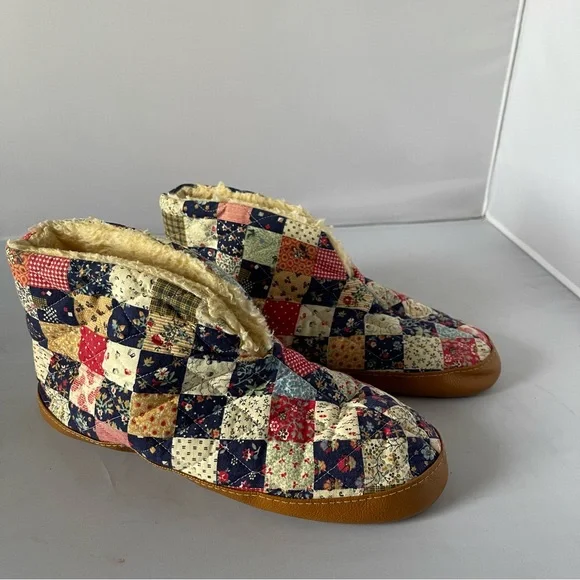 Cozy Patchwork Slippers with Yellow Lining - Picture 5 of 7